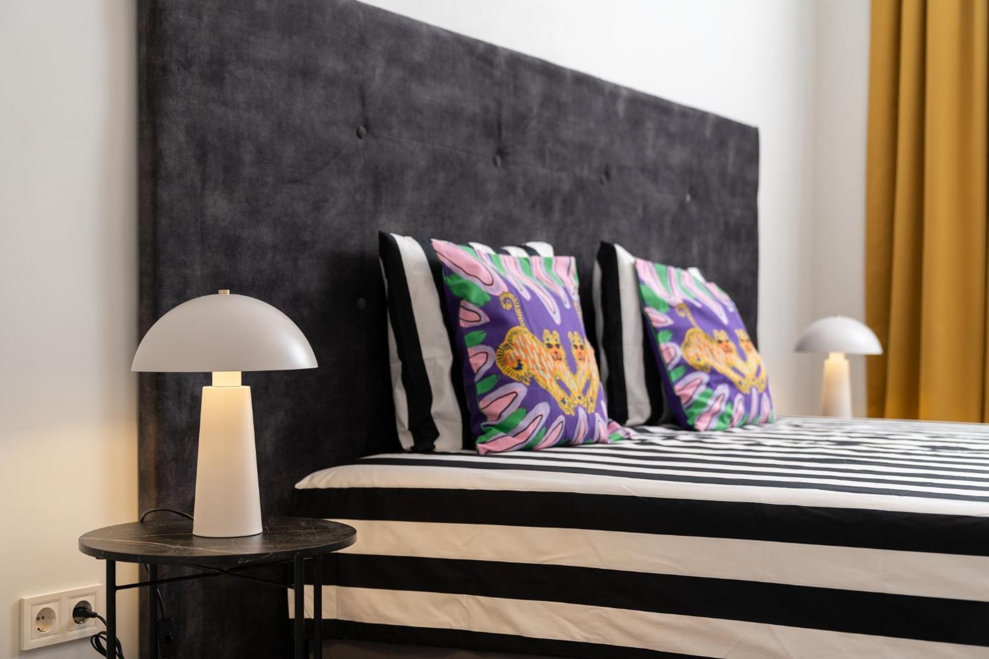 Bright & Sunny Stylish Apt With 2Bdr And 2Bth София Экстерьер фото