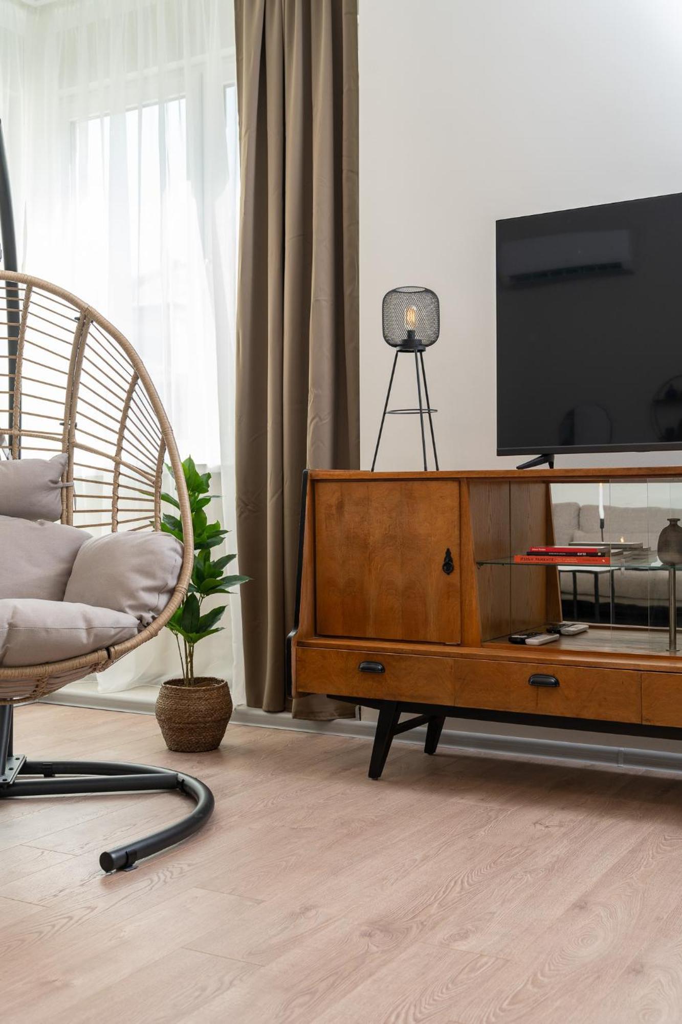 Bright & Sunny Stylish Apt With 2Bdr And 2Bth София Экстерьер фото